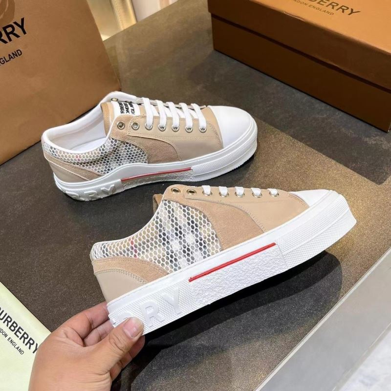 Burberry Low Shoes